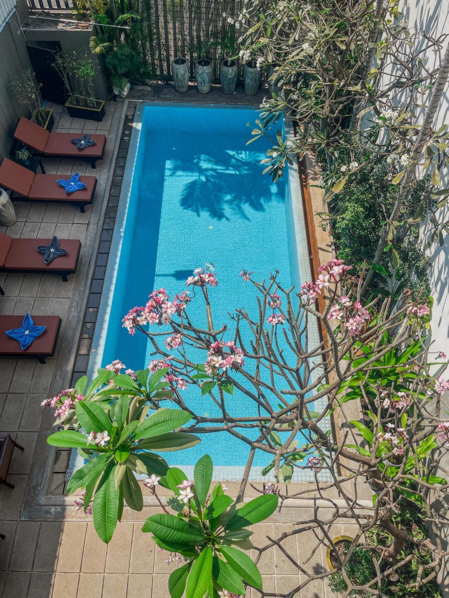 Dusit Hotel 시엠리아프 외부 사진
